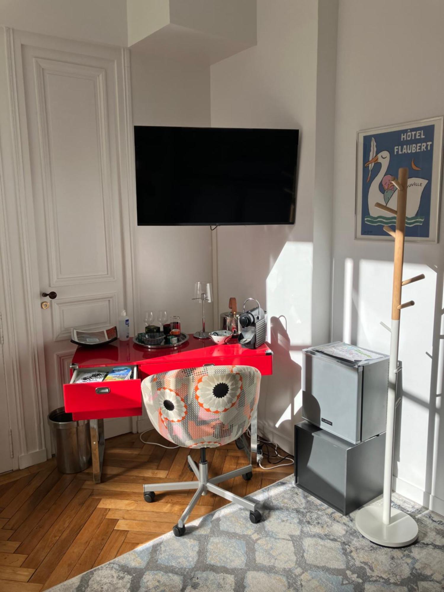 Dans Particulier 18e Siecle Hyper Centre La Rochelle Maison d'hôtes